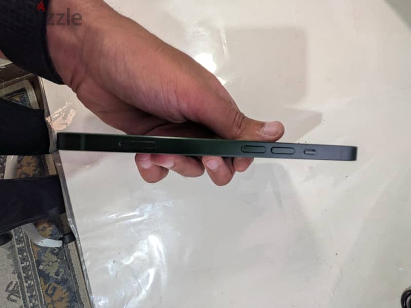 Apple - iPhone 13 8