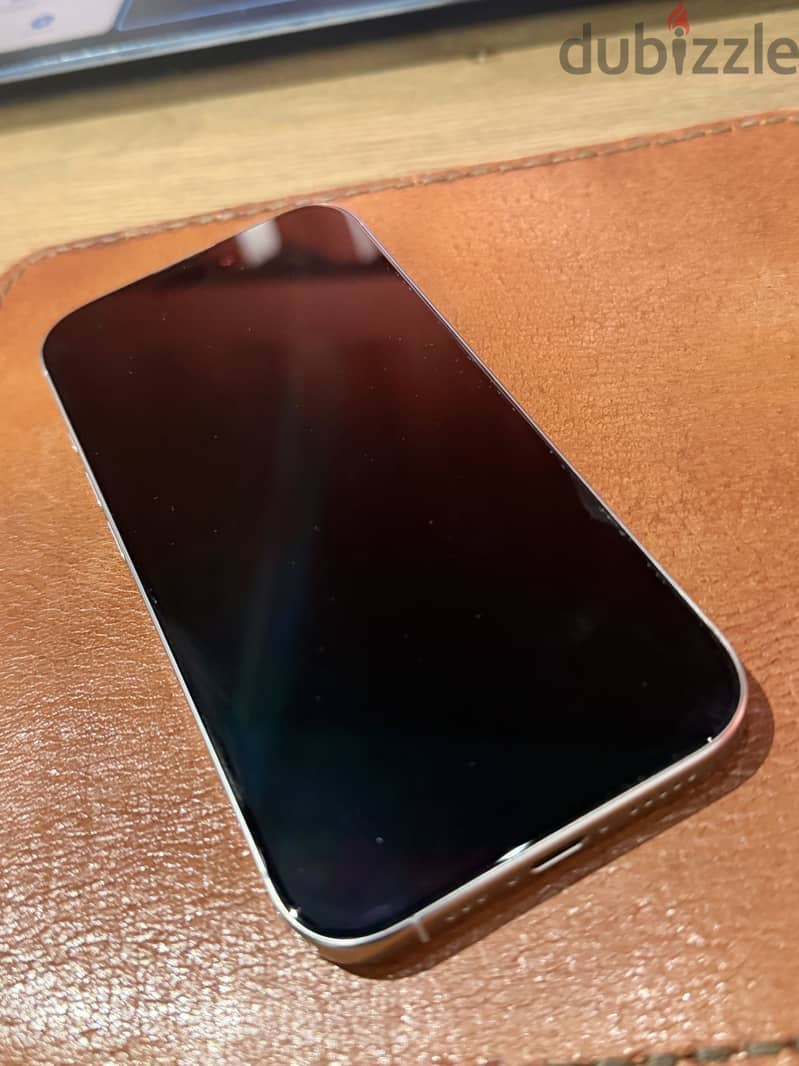 Apple - iPhone 16 Pro 1