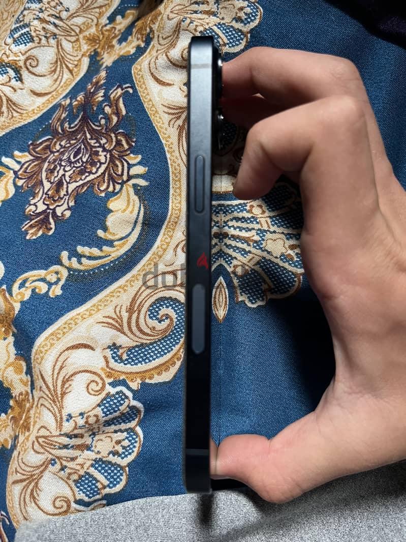 Apple - iPhone 13 6