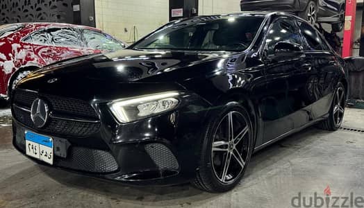 Mercedes-Benz A180 2021