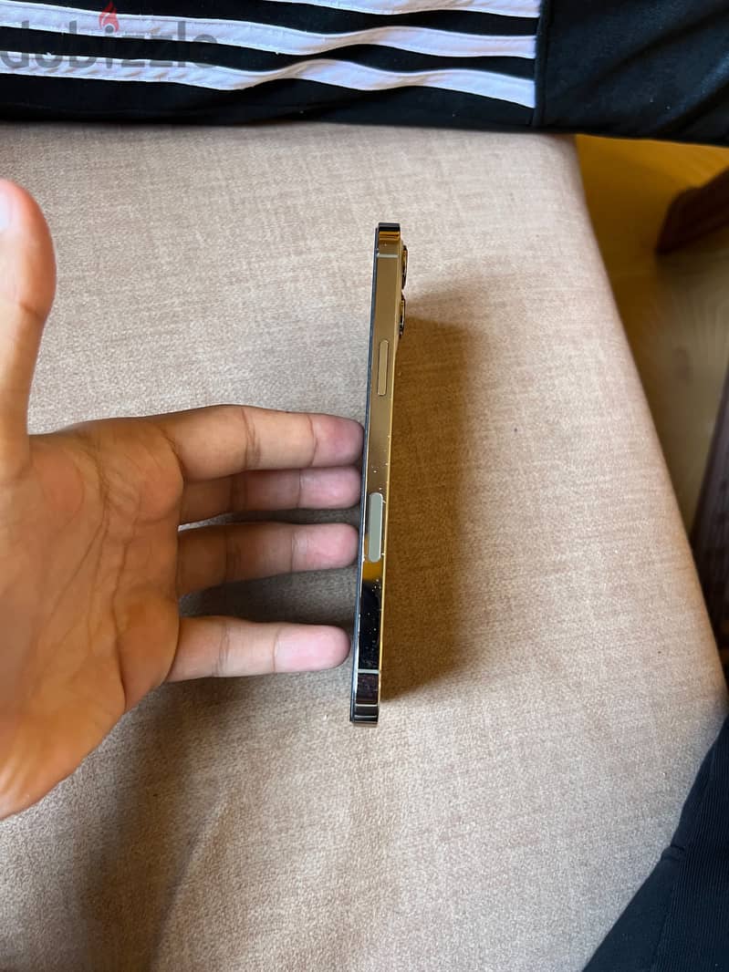 Apple - iPhone 12 Pro Max 4
