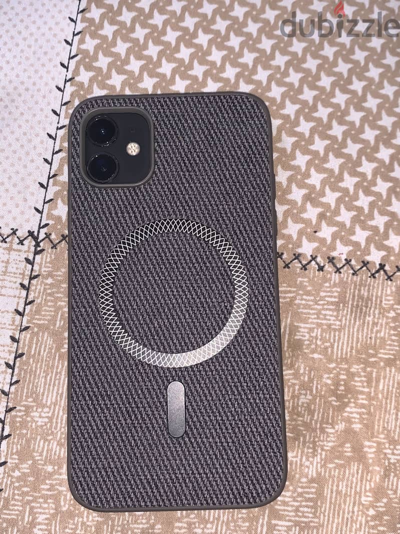 iPhone 11 4