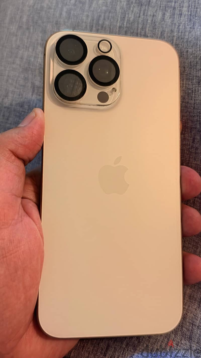Apple - iPhone 16 Pro Max 1