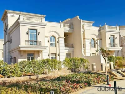 A fully finished twin house villa for sale with immediate delivery in the Administrative Capital under Hyde Park management