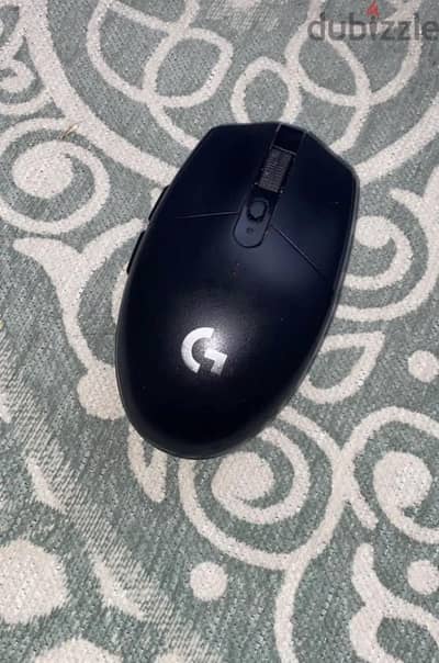 Logitech G305