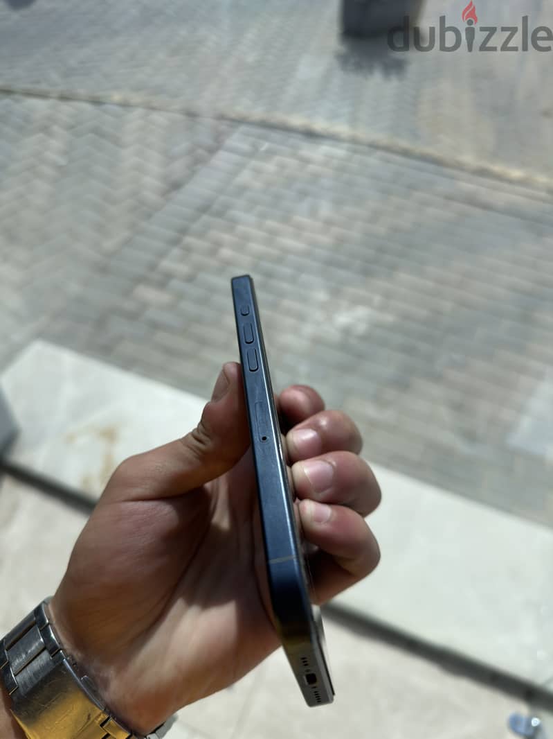 Apple - iPhone 15 Pro 2