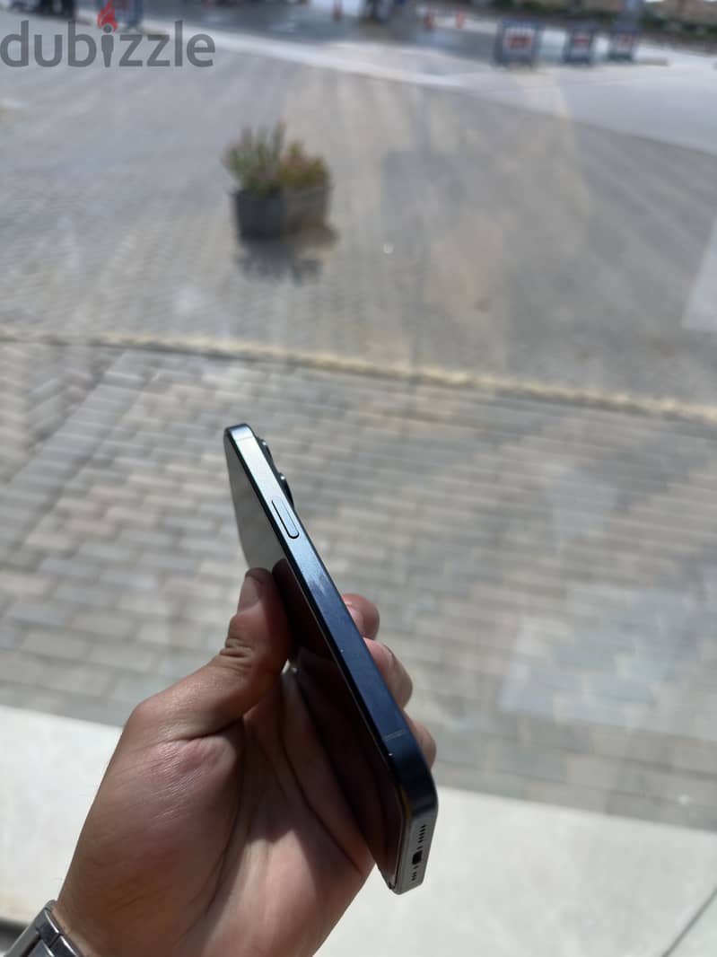 Apple - iPhone 15 Pro 4