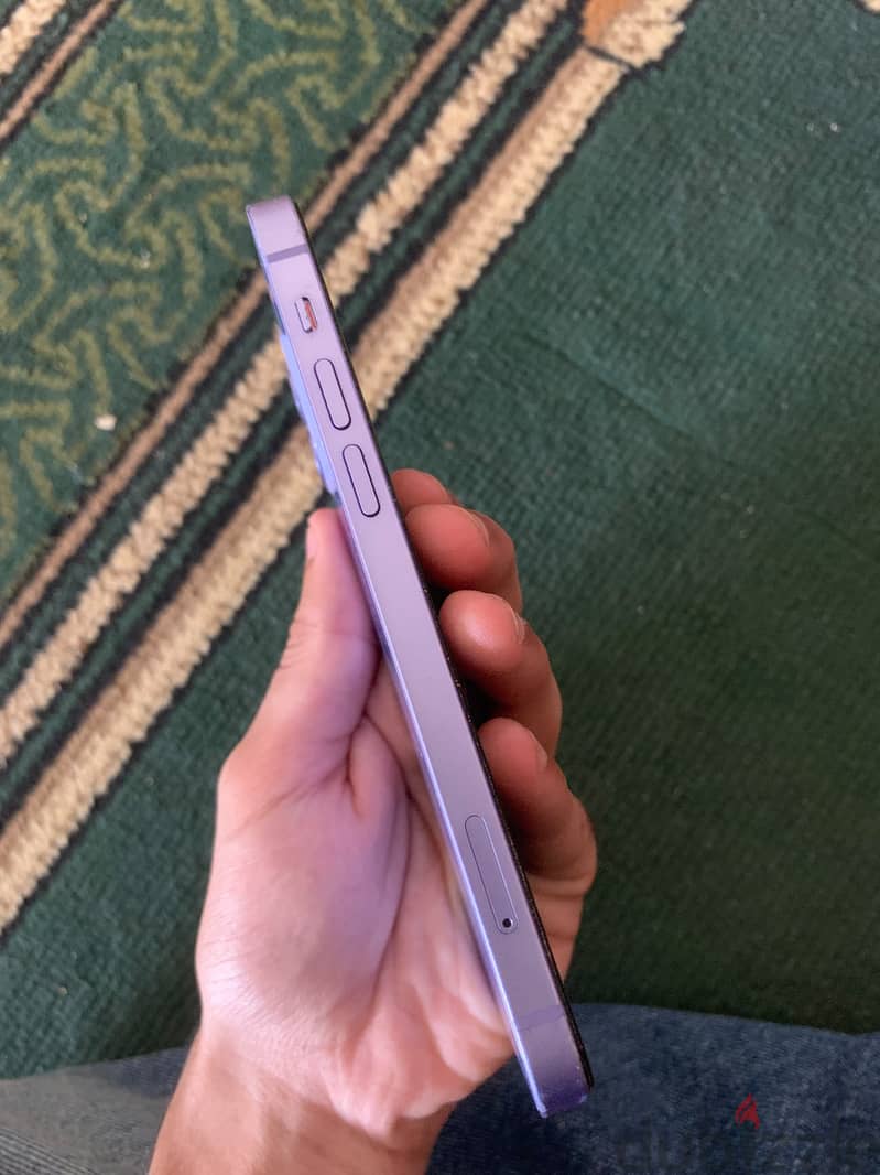 Apple - iPhone 12 1