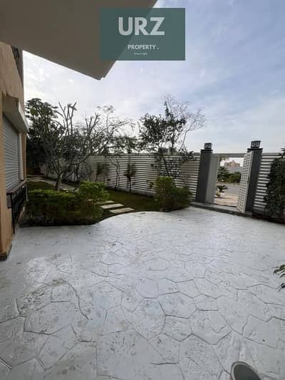 Apartment for sale ground floor, with a garden and private entrance the best location in the compound a distinguished location next to La Mirada