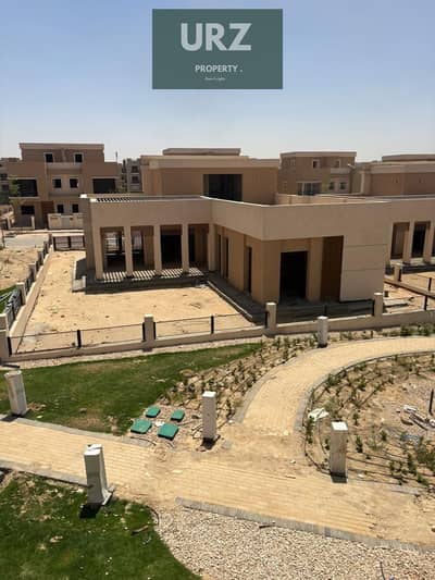 Standalone villa with private pool for Sale in installments over 12 years with a special discount in Butterfly on the Suez Road opposite Al Shorouk an