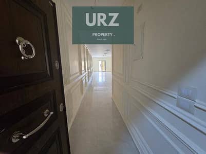 شقة متشطبه في كمبوند مايان التجمع الخامس بالقرب من جميع المحاور الرئيسية ودقايق من بريفادو مدينتى و مدينة الرحاب و هايد بارك وبالقرب من الشروق