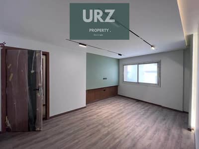 شقة 3 غرف + ناني روم prime location بالتقسيط او بخصم مميز للبيع في التجمع دقائق من هايد بارك التجمع الخامس و زد ايست و AUC التجمع الخامس وديستركيت 5