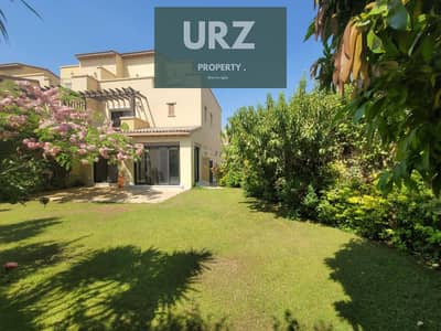 Villa with private pool complete privacy for sale with a 3 million down payment next to District Patio La Vista near Mivida Mountain View Hyde park