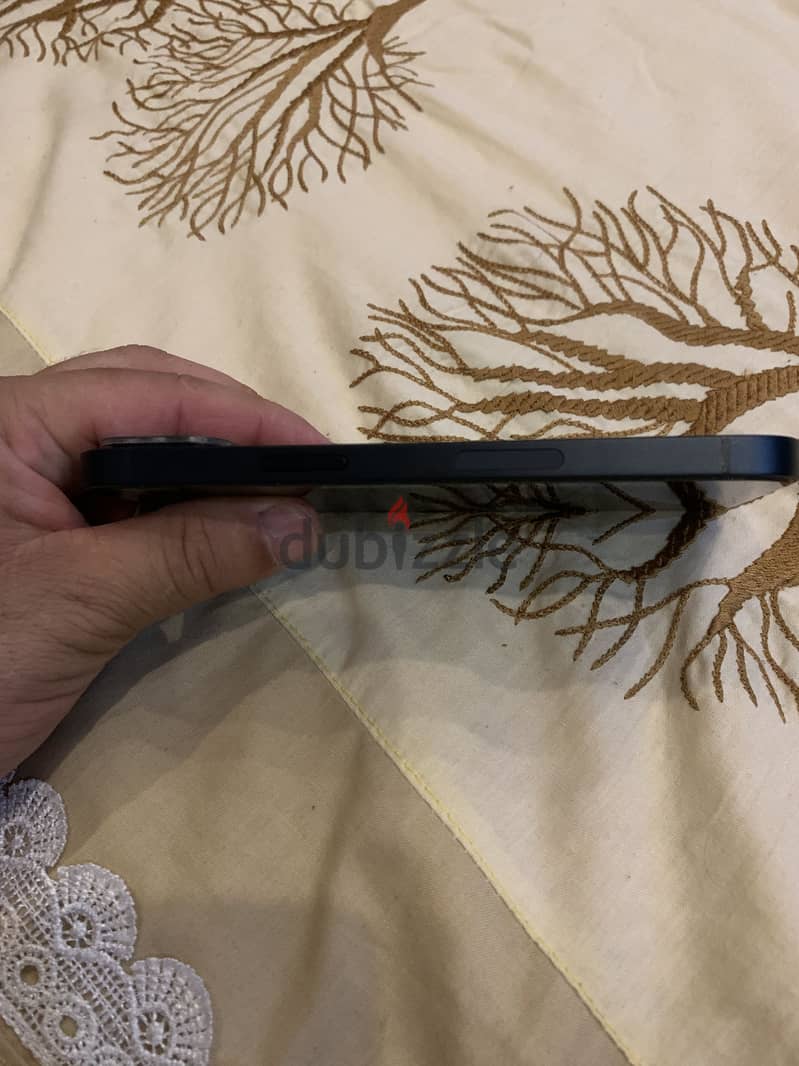 Apple - iPhone 13 7
