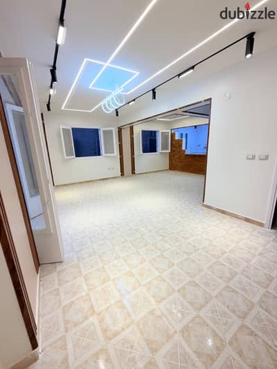 Apartment in Al-Ajami, Palm Beach, next to the sea, luxurious finishing, excellent location, inclusive of services