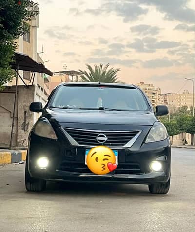 نيسان ٢٠١٤ اتوماتيك كامله رخصه سنتين وشاشه وجنوط وايرباج وتكيف ABS