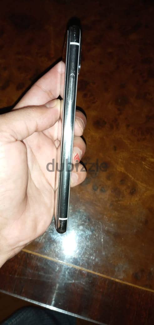 iphone xs 2