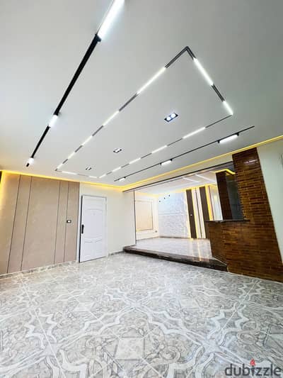 A wonderful apartment in Al-Ajmi, next to all services and the beach. High-end finishing, first residency, registered and all facilities are complete.