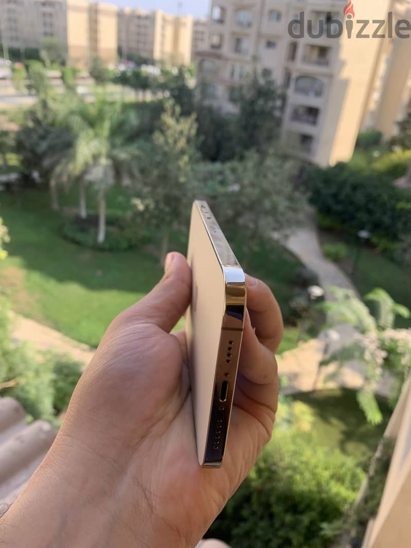 Apple - iPhone 12 Pro Max 3