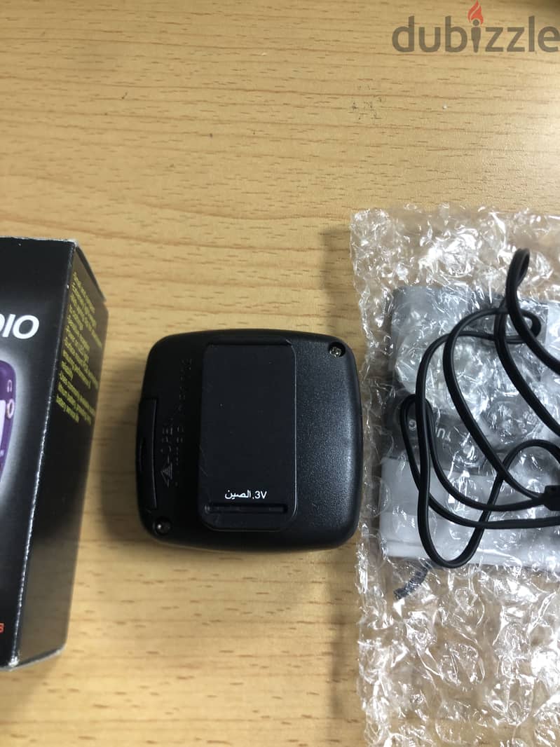 Mini Am/Fm Radio spots zero 4