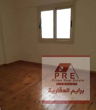شقه للايجار ف كامب شيزار بالقرب من كليه الهندسه و المواساه