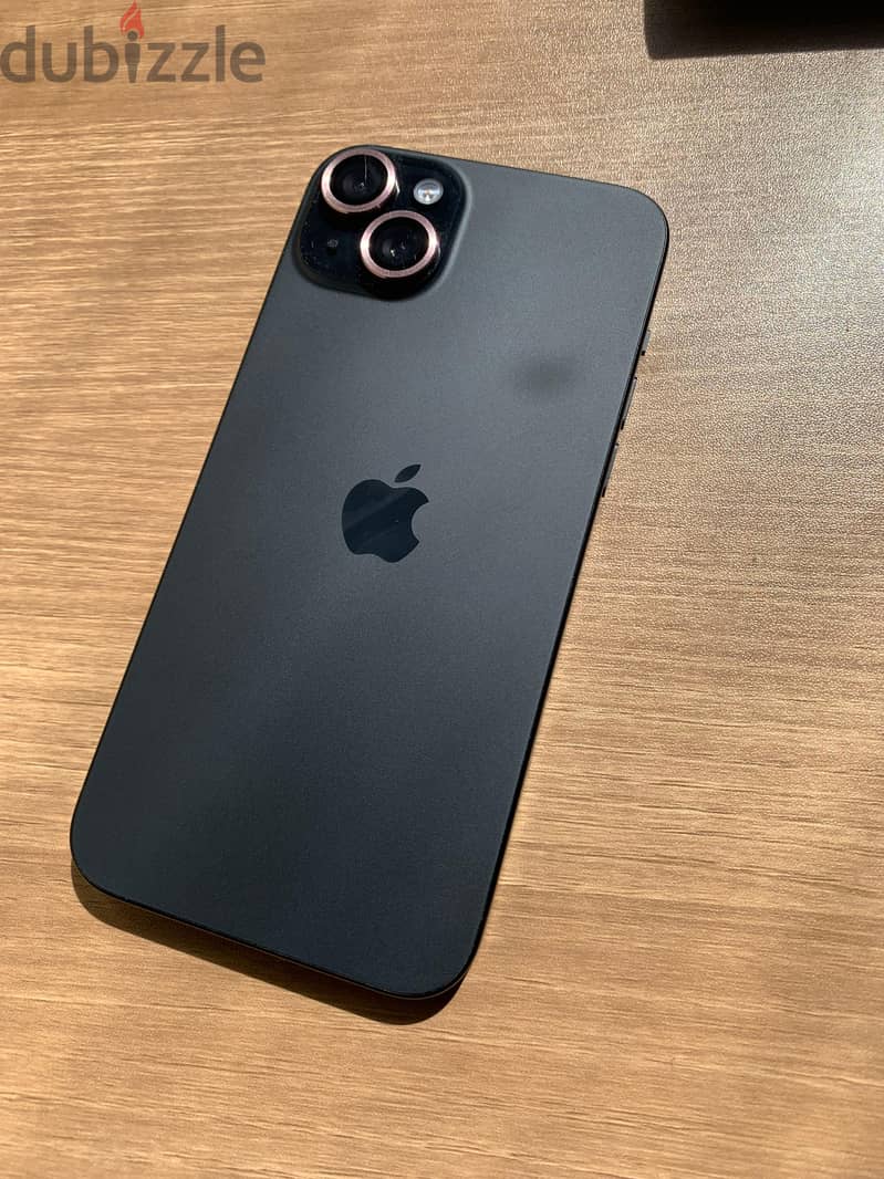 iPhone 15 Plus 8