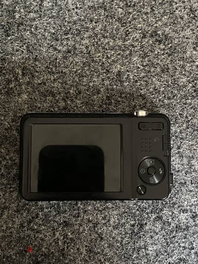 Sony digital camera model W710