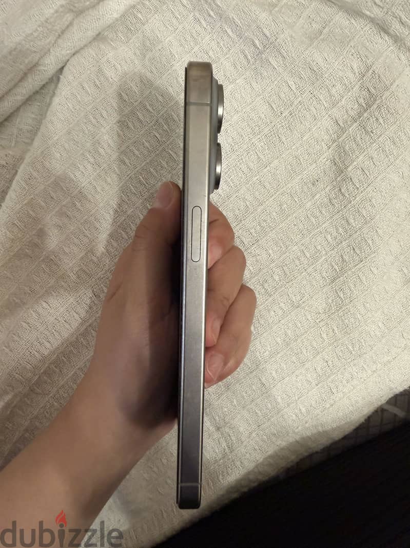 Apple - iPhone 15 Pro Max 2