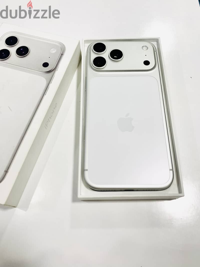 Apple - iPhone 17 Pro Max 1