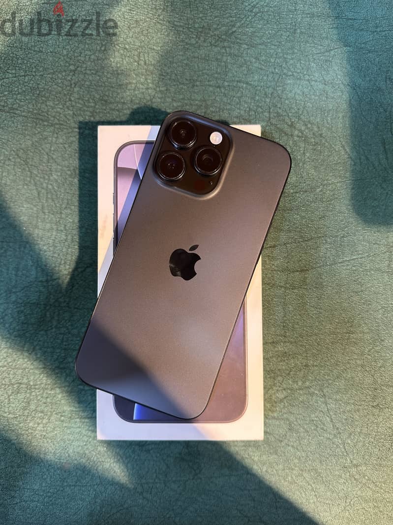 Apple - iPhone 16 Pro Max 2