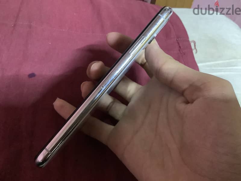 Apple - iPhone X 5