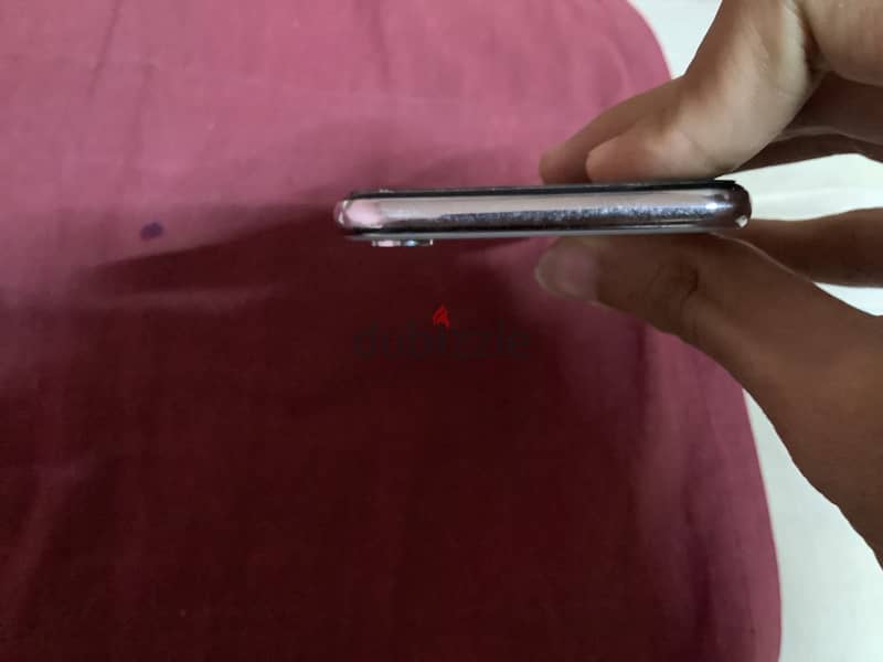 Apple - iPhone X 6