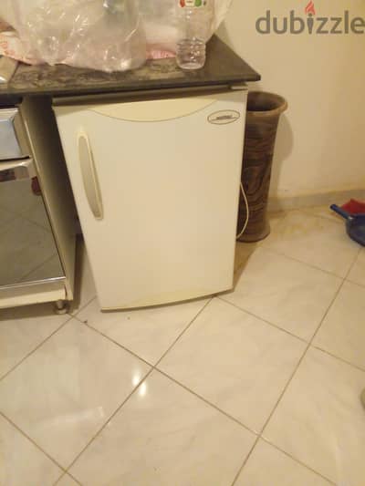 تلاجه ميني بار