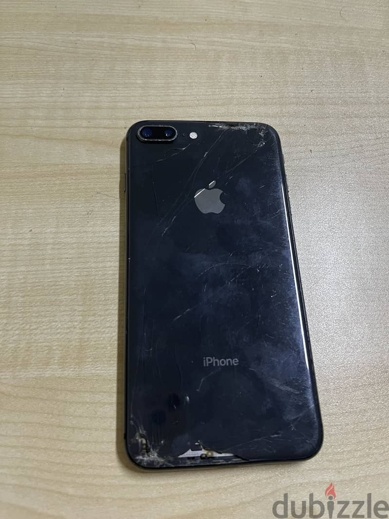 Apple - iPhone 8 Plus 4