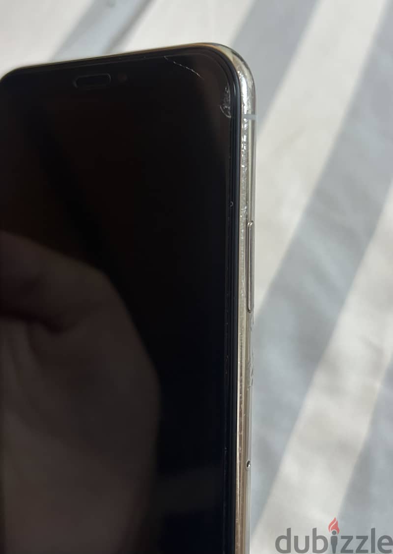 Apple - iPhone X 3