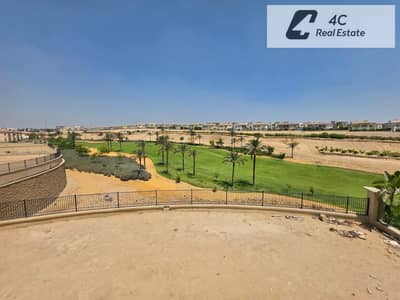 فيلا 688 متر للبيع في اعمار اب تاون كايرو متشطبة بالكامل Emaar - Uptown Cairo | استلام فورى | صف اول جولف