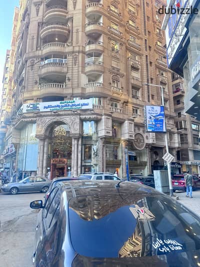 محل 60متر بعائد شهرى 8%