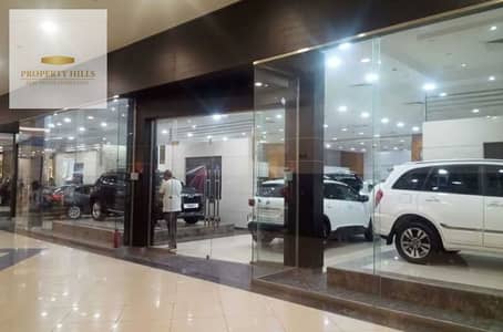 معرض تجاري للبيع 312 متر بتوتال 12 مليون في مكان حيوي جدا واميز لوكيشن في التجمع الخامس وخطة دفع علي 6 سنوات  النوع / معرض تجاري  المساحه /312 متر  ال