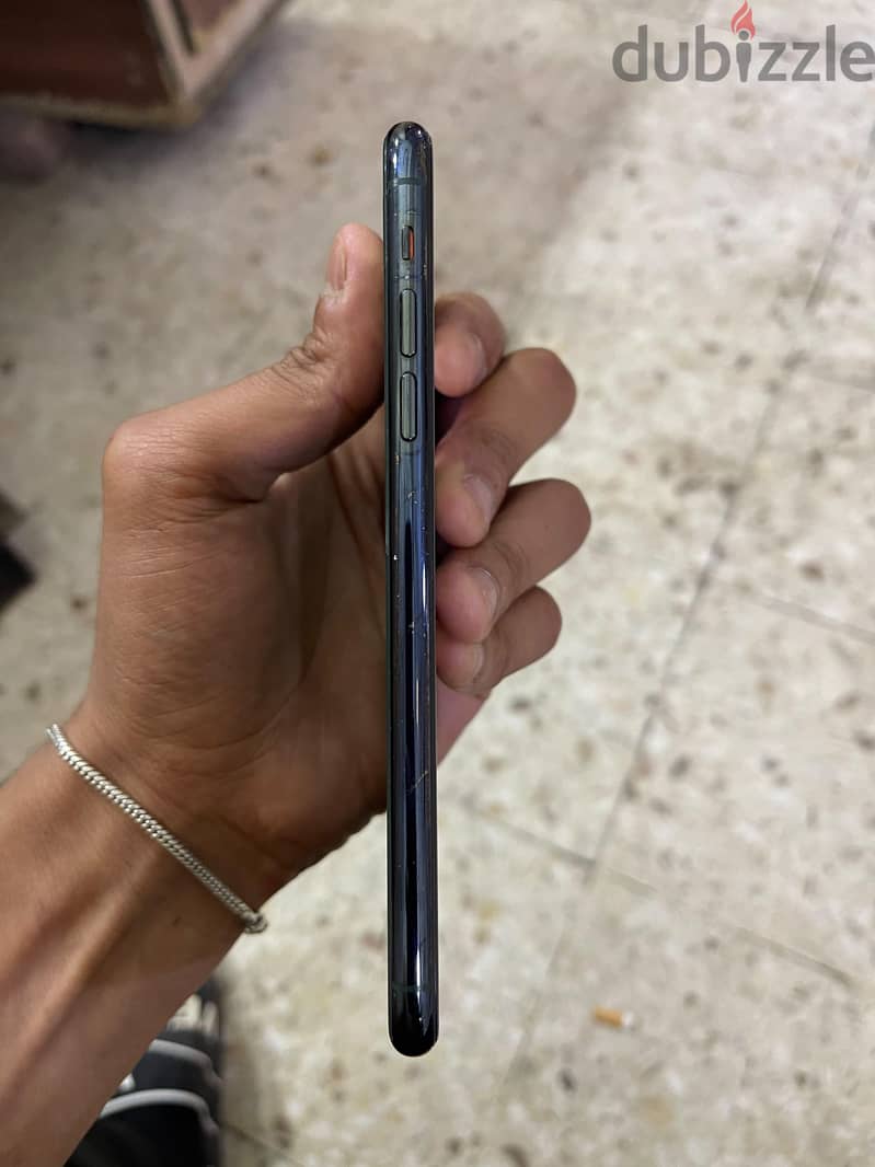 Apple - iPhone 11 Pro Max 6