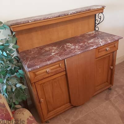 Buffet for dinner room all in oak wood