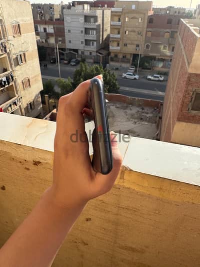 Apple - iPhone 11