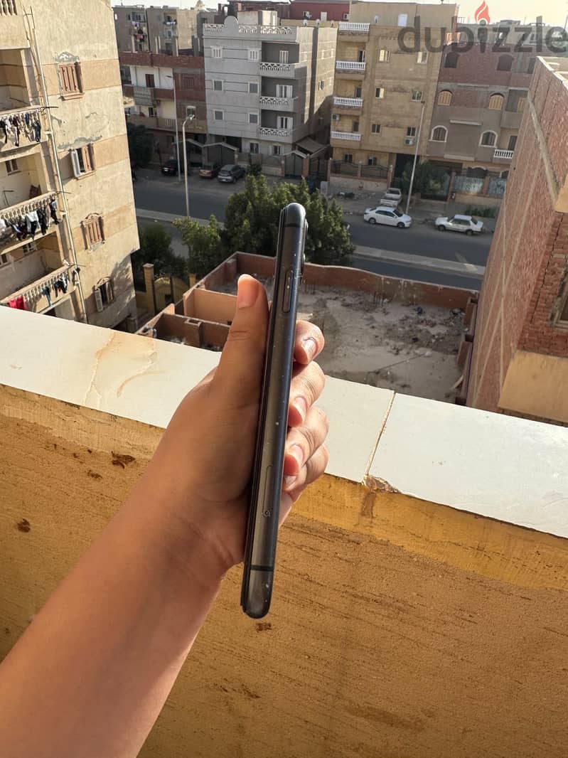 Apple - iPhone 11 3