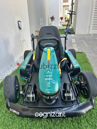 Aston Martin Aramco F1 Ride-On Car