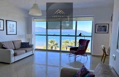 A luxurious studio with a panoramic sea view directly next to Porto Sokhna in the Montazah Al Galala village.