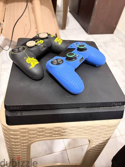 ps4 slim 1تيرا دراعين كوبي واصلي
