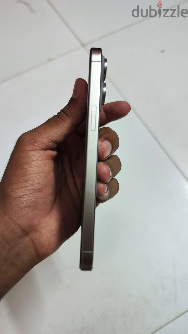 Apple - iPhone 15 Pro Max 3
