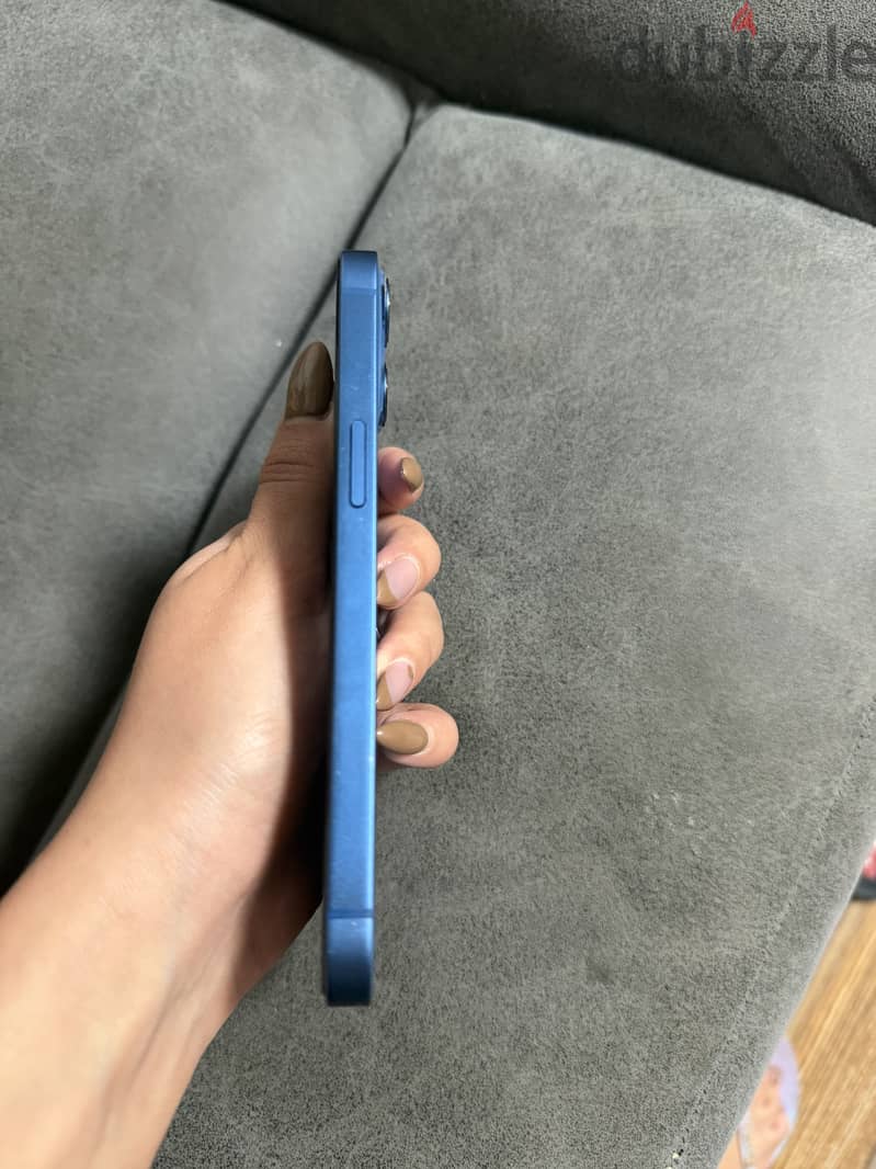 Apple - iPhone 13 2