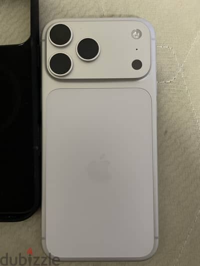 Apple - iPhone 17 Pro Max
