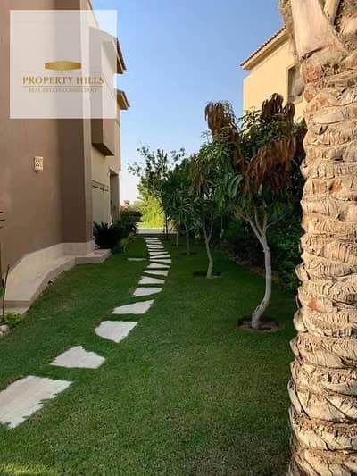 Villa for sale in a prime location, vibrant area, next to Hyper 1