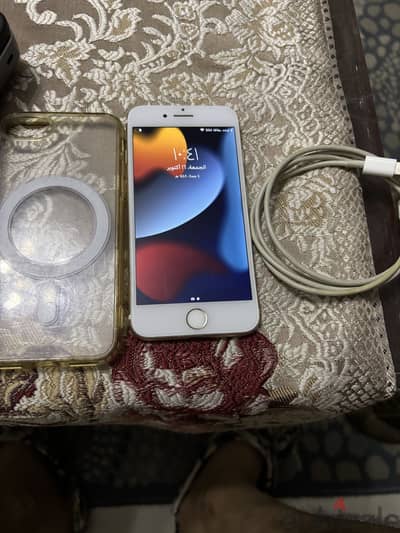 Apple - iPhone 7